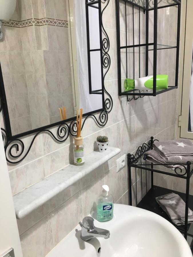Vinile Apartment Каляри Екстериор снимка